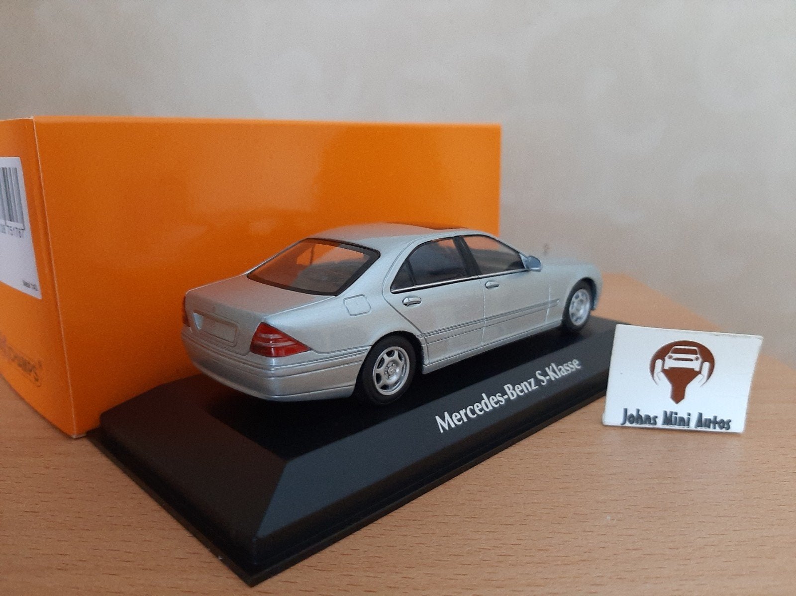 Mercedes Benz S-Klasse (W220) 1998 zilver Maxichamps 1:43, Overige merken, Auto, Nieuw, Ophalen of Verzenden