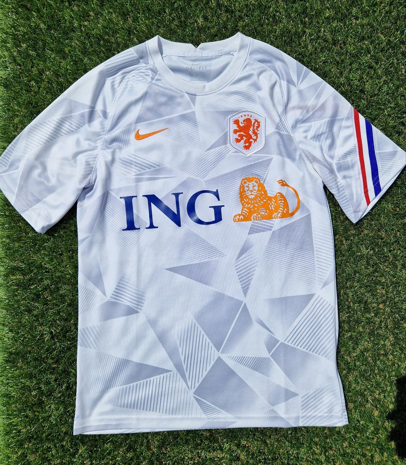 Nederlands elftal shirt 2020 KNVB Oranje voetbalshirt M
Trai, Maat 48/50 (M), Nike, Oranje, Ophalen of Verzenden