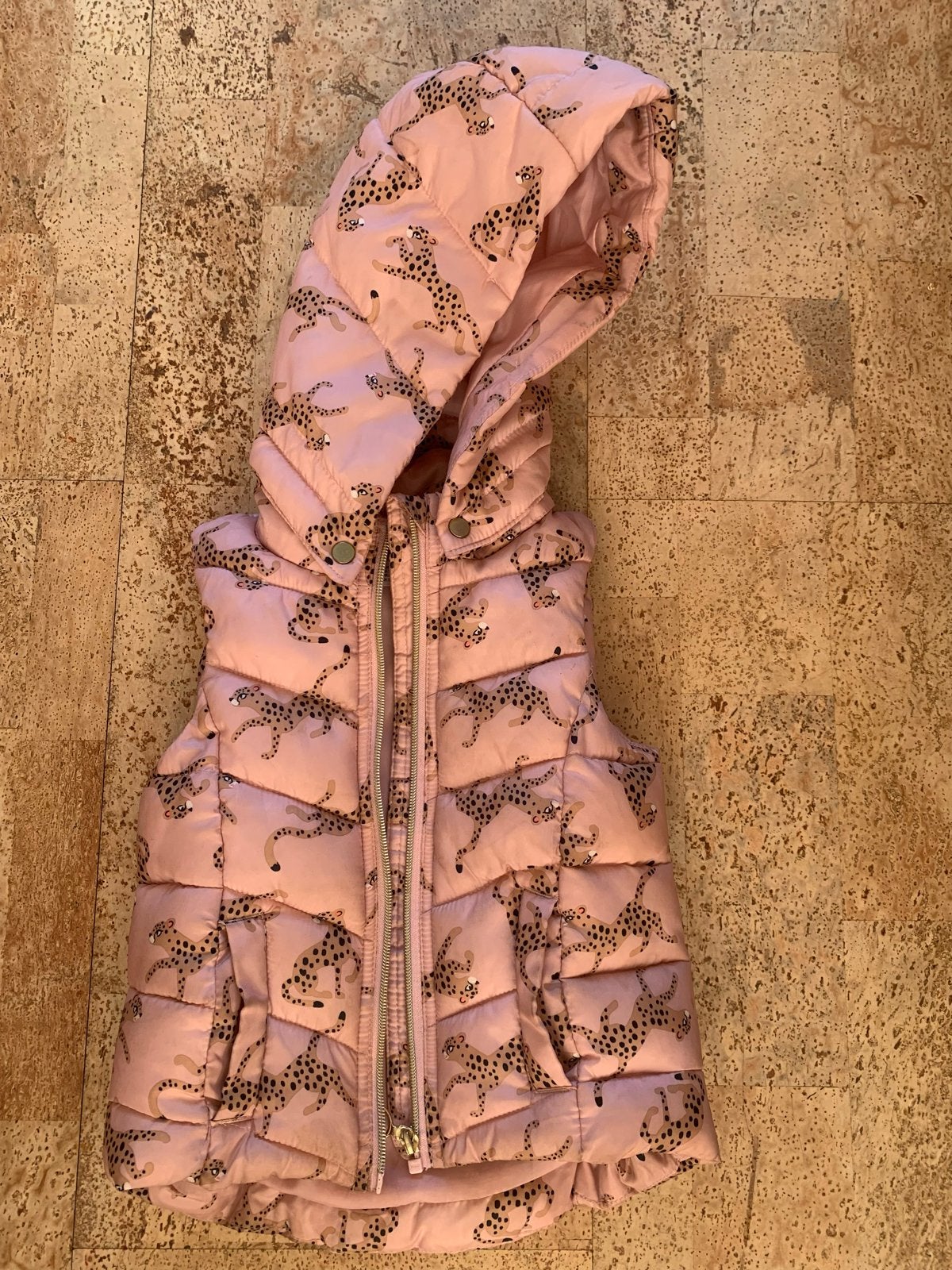 H&M Bodywarmer Roze Luipaardprint Maat 98/104, Ophalen of Verzenden, Gebruikt, Meisje