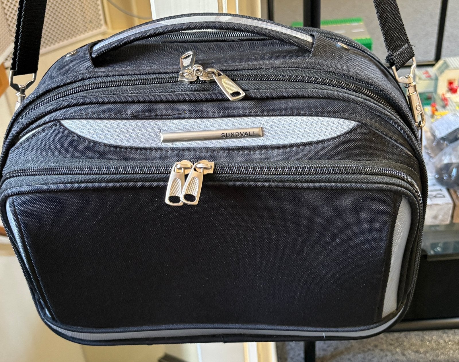 Sundvall laptoptas zwart (bijna nieuw), 15 inch, Ophalen of Verzenden, Zo goed als nieuw, Schouderband