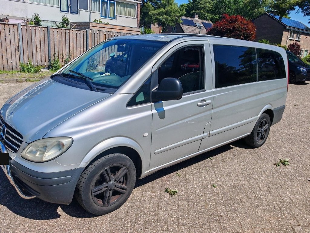 Mercedes Vito 111 CDI, kampeerauto hefdak, 8 persoons (2009), 2126 kg, Lederen bekleding, 8 stoelen, 2000 kg