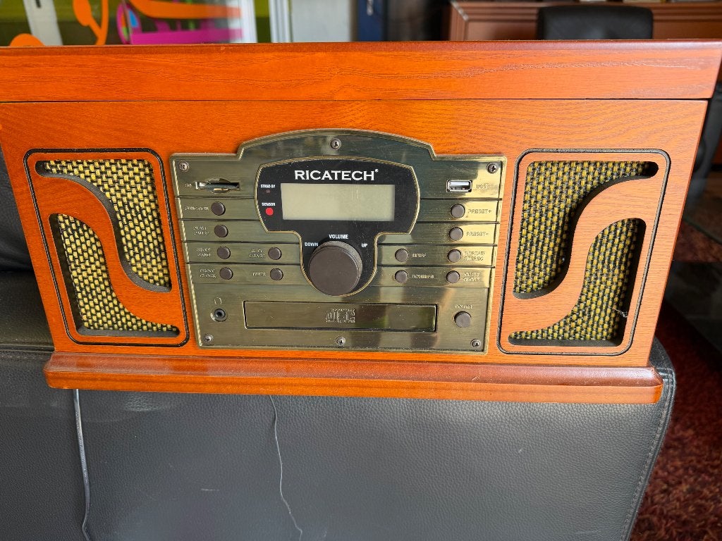 Radio cd speler, Ophalen of Verzenden, Zo goed als nieuw, Radio, Met cd-speler