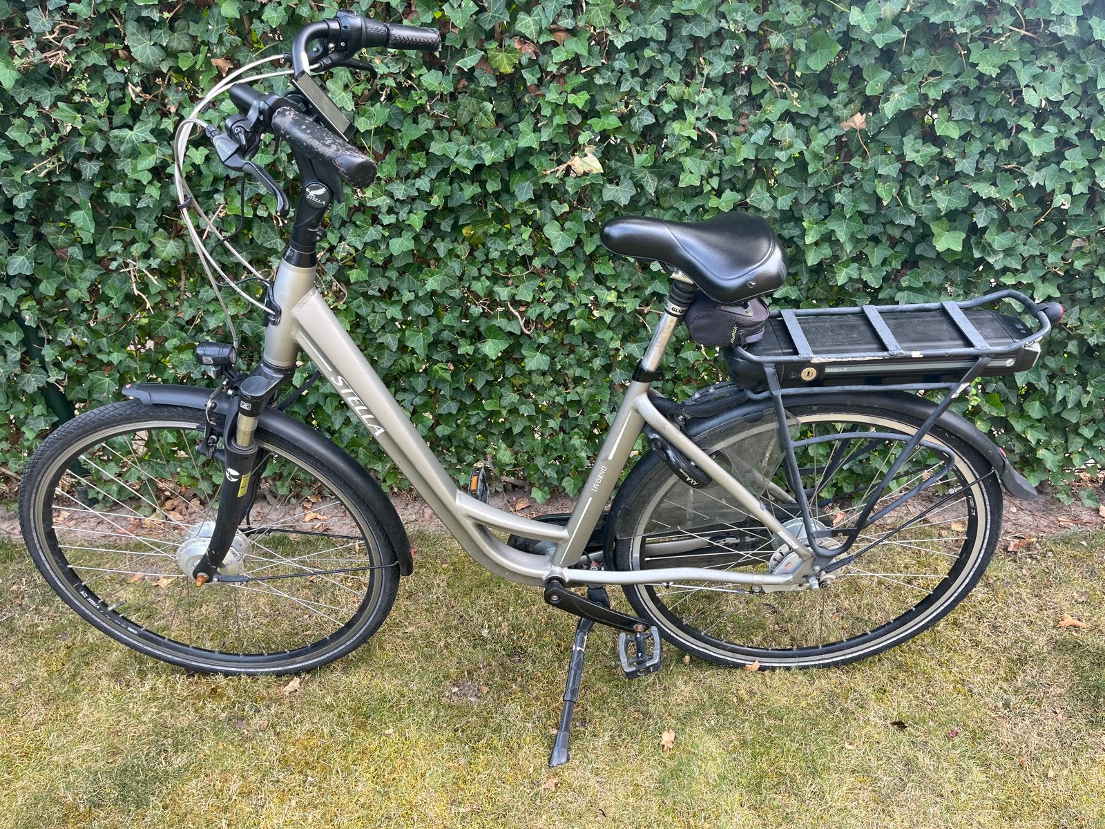 Stella e-bike met kapotte accu, Ophalen, Gebruikt