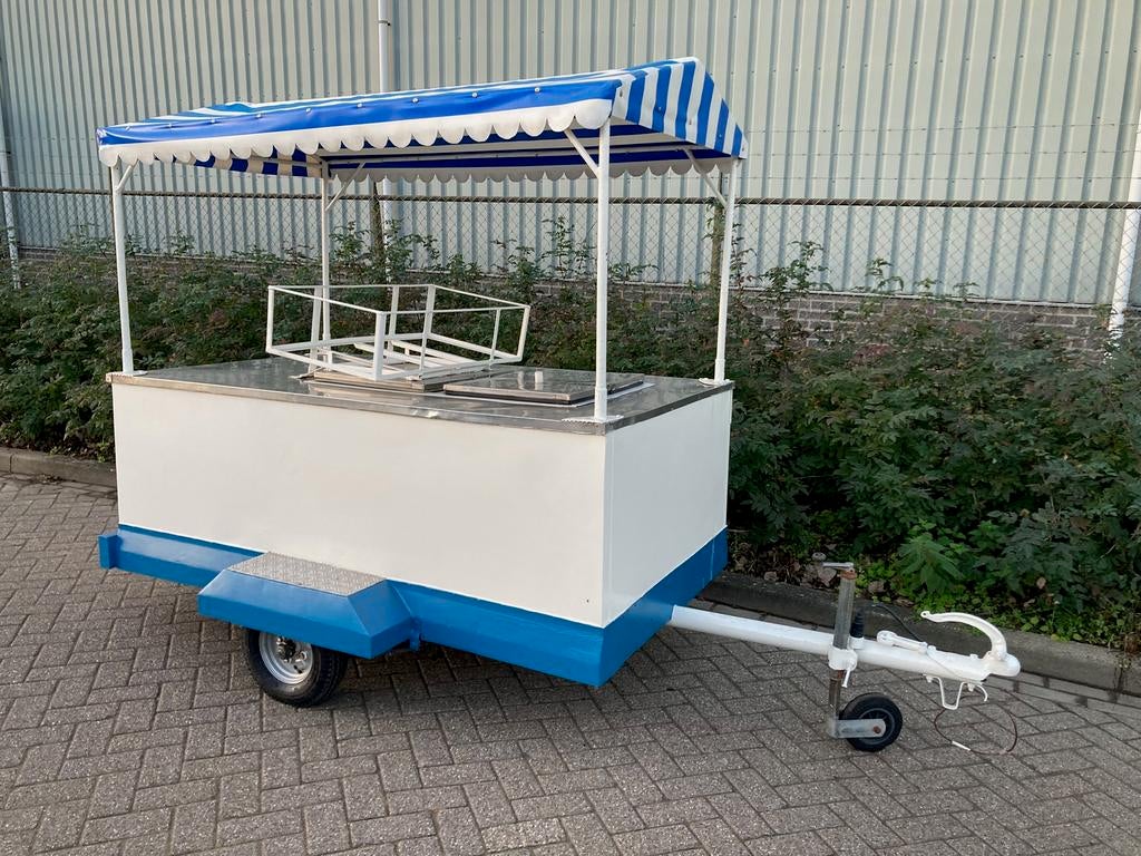 IJskar te huur of te koop ijscowagen, Hobby en Vrije tijd, Feestartikelen | Verhuur, Gebruikt, Overige, Ophalen
