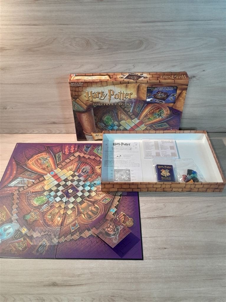 Harry Potter mystery at hogwarts game - s6274