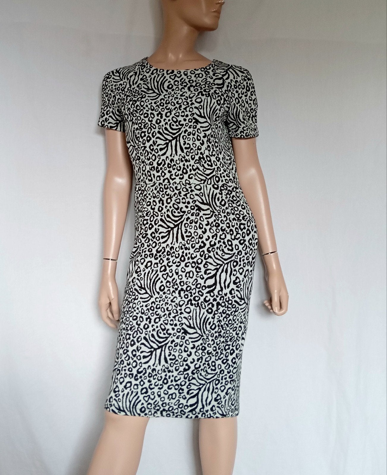 ESSENTIEL ANTWERP Jurk , Maat 4 ( 38 - 40 ), Kleding | Dames, Jurken, Maat 38/40 (M), Overige kleuren, Ophalen of Verzenden, Zo goed als nieuw