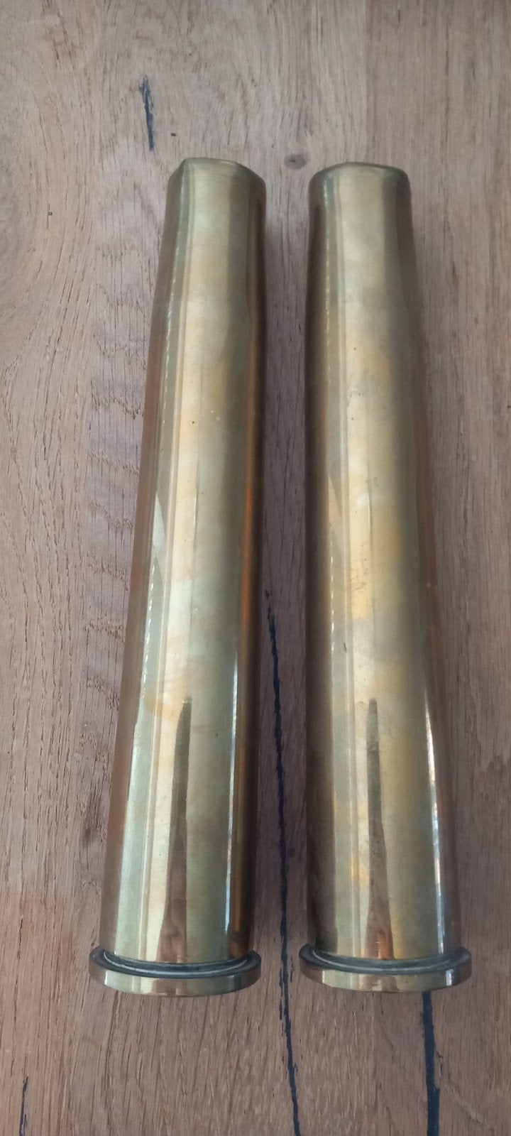 === Koppel lege Belgische 40mm Bofors Hulzen WO2 ===, Ophalen of Verzenden, Landmacht, Overige gebieden, Hulzen of Bodemvondsten