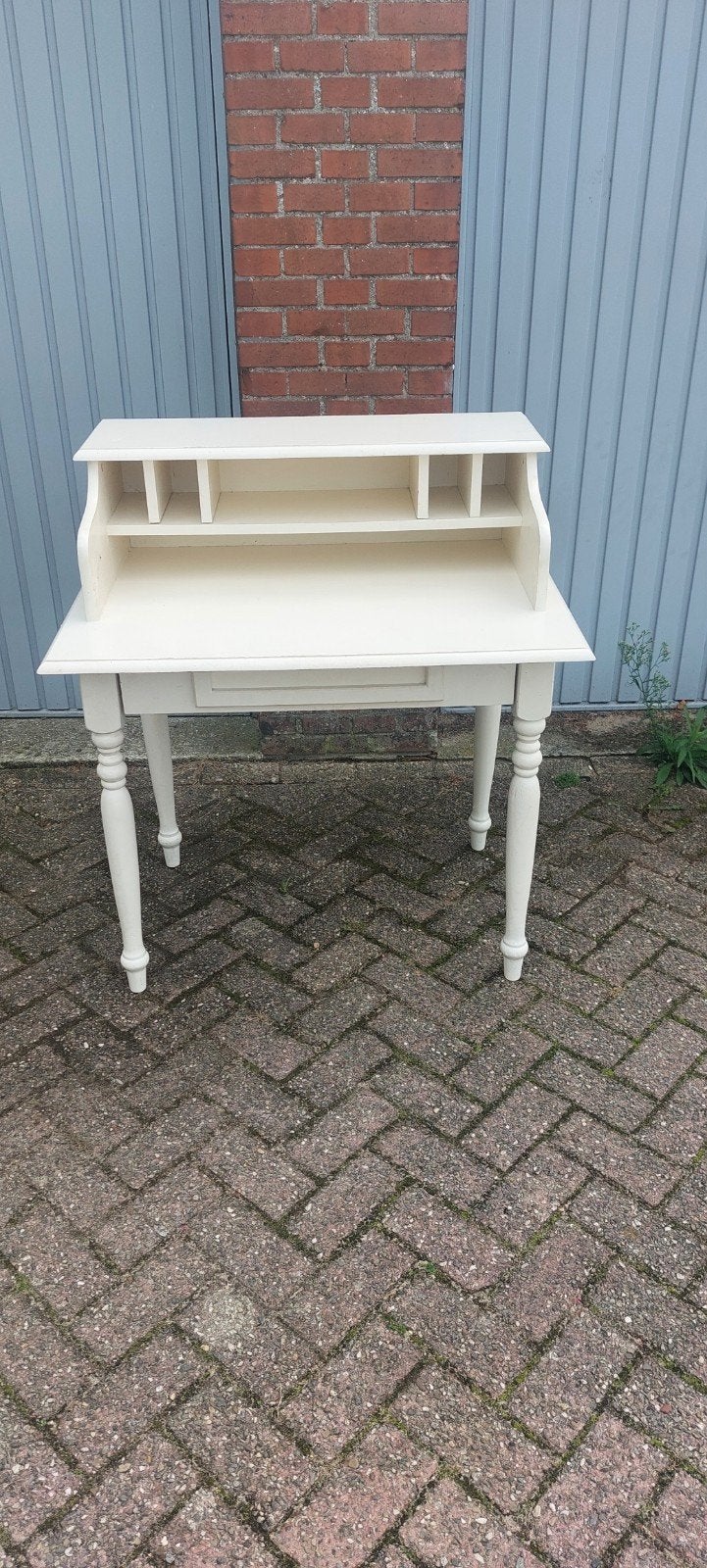 Leuk wit bureautje - stevige kwaliteit, Ophalen, Gebruikt, Kinderbureau, Beige
