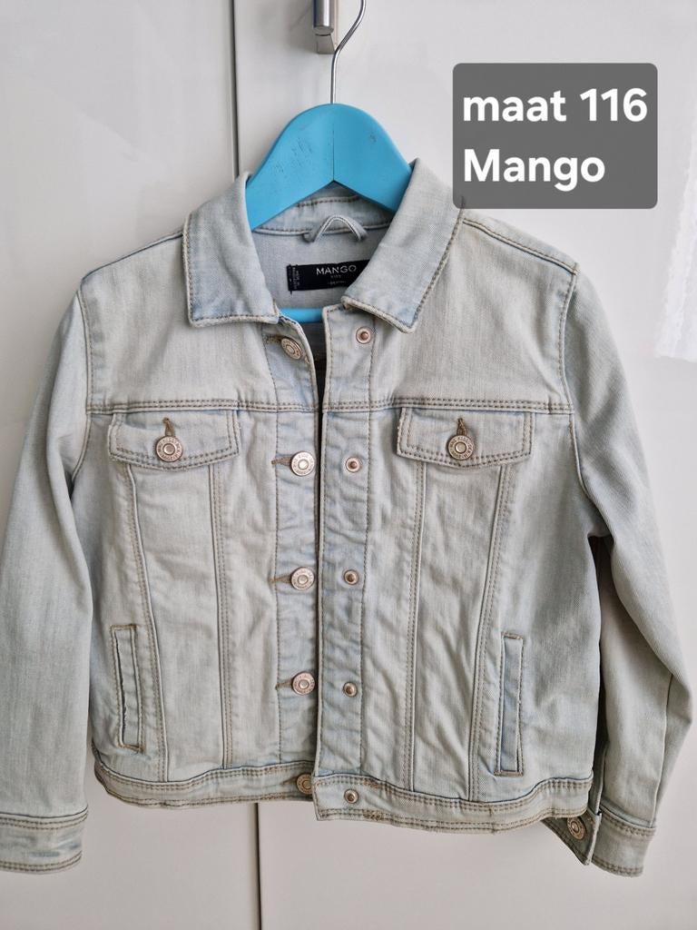 Kinder spijkerjas maat 116 van Mango, Jongen of Meisje, Mango, Ophalen of Verzenden, Zo goed als nieuw