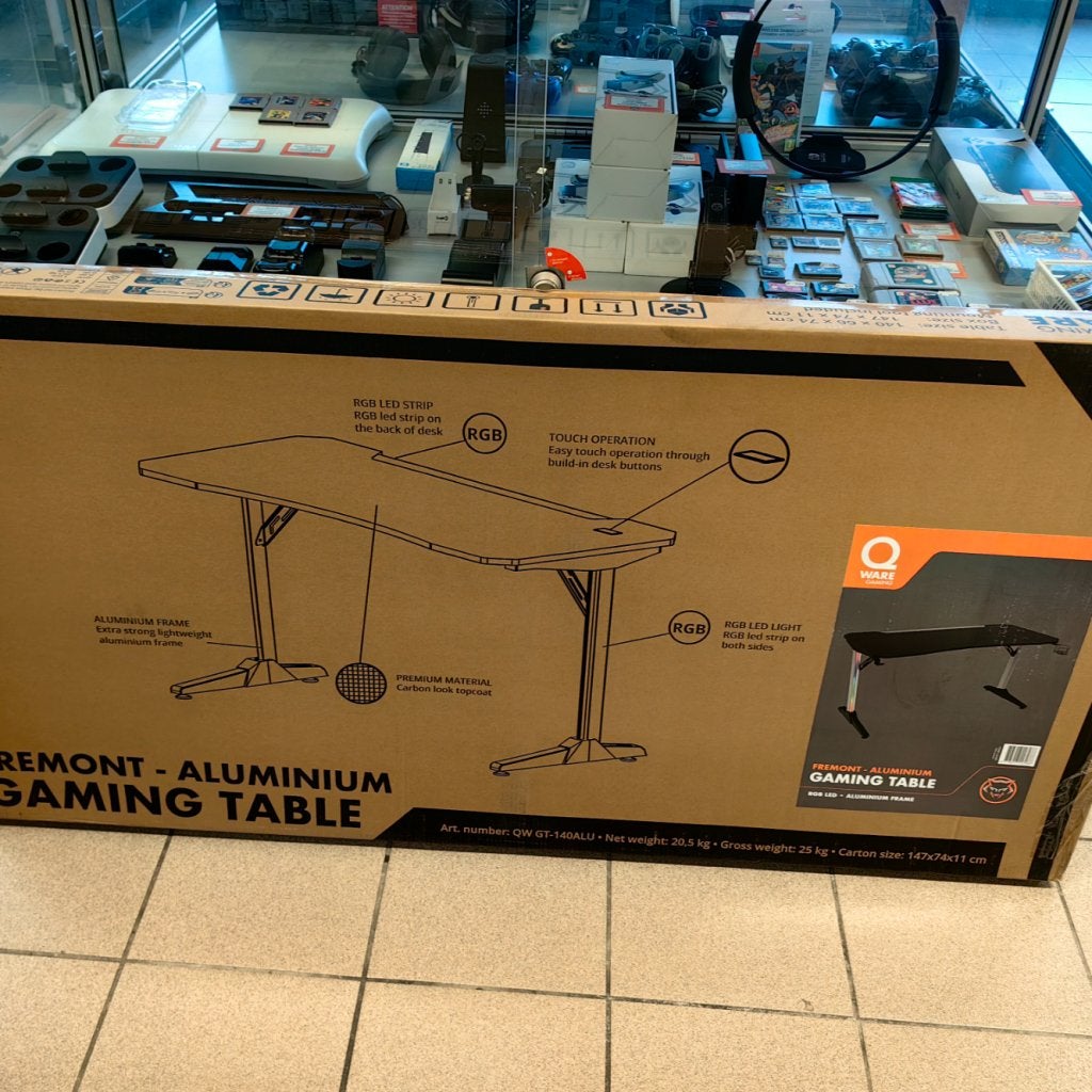 Qware Gaming Tafel RGB Fremont 140 - Nieuw in Doos, Spelcomputers en Games, Spelcomputers | Sony PlayStation 1, Qware, Nieuw, Info@qware.co.uk