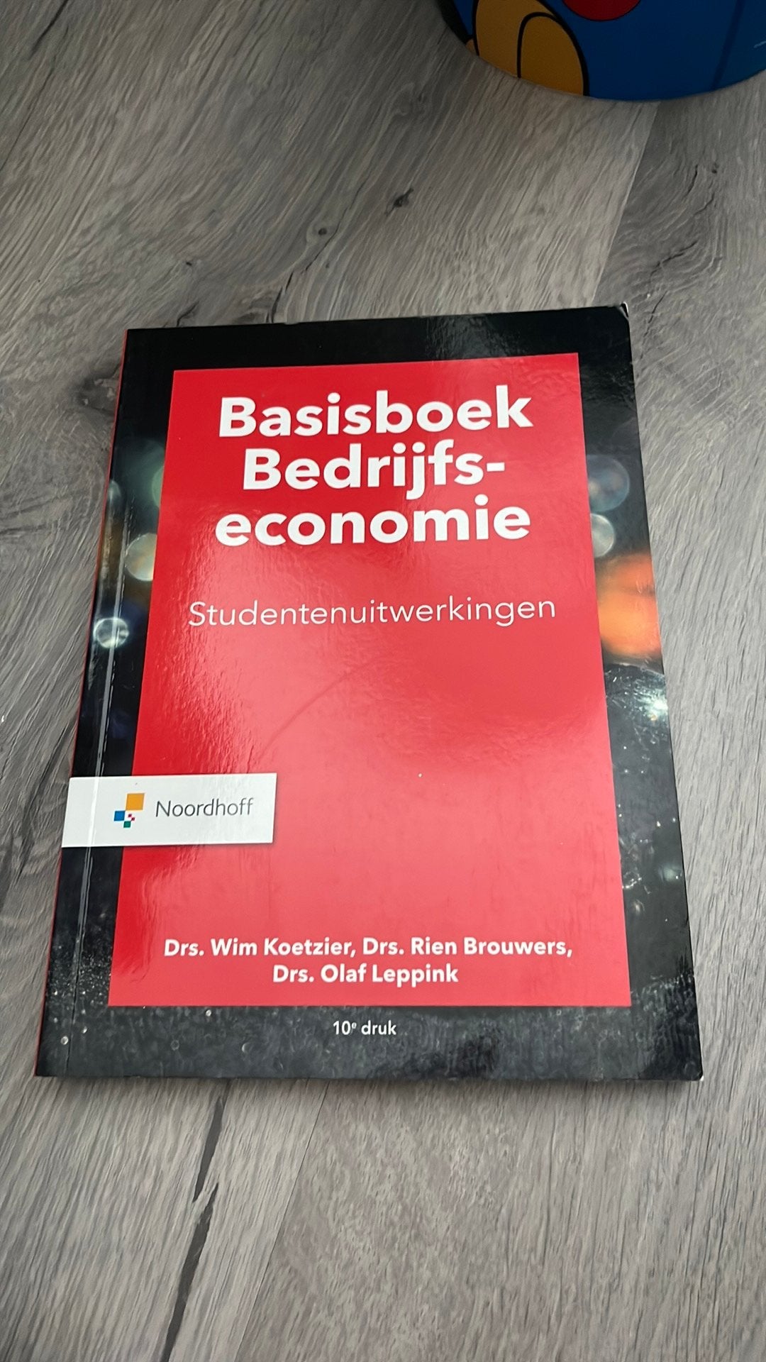 M.P. Brouwers - Basisboek bedrijfseconomie uitwerkingen, Ophalen of Verzenden, Zo goed als nieuw, M.P. Brouwers; W. Koetzier; O.A. Leppink