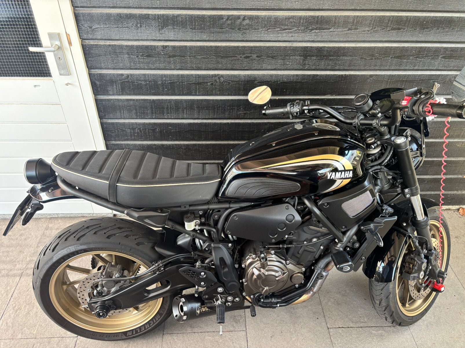 XSR700 zadel, Ophalen of Verzenden