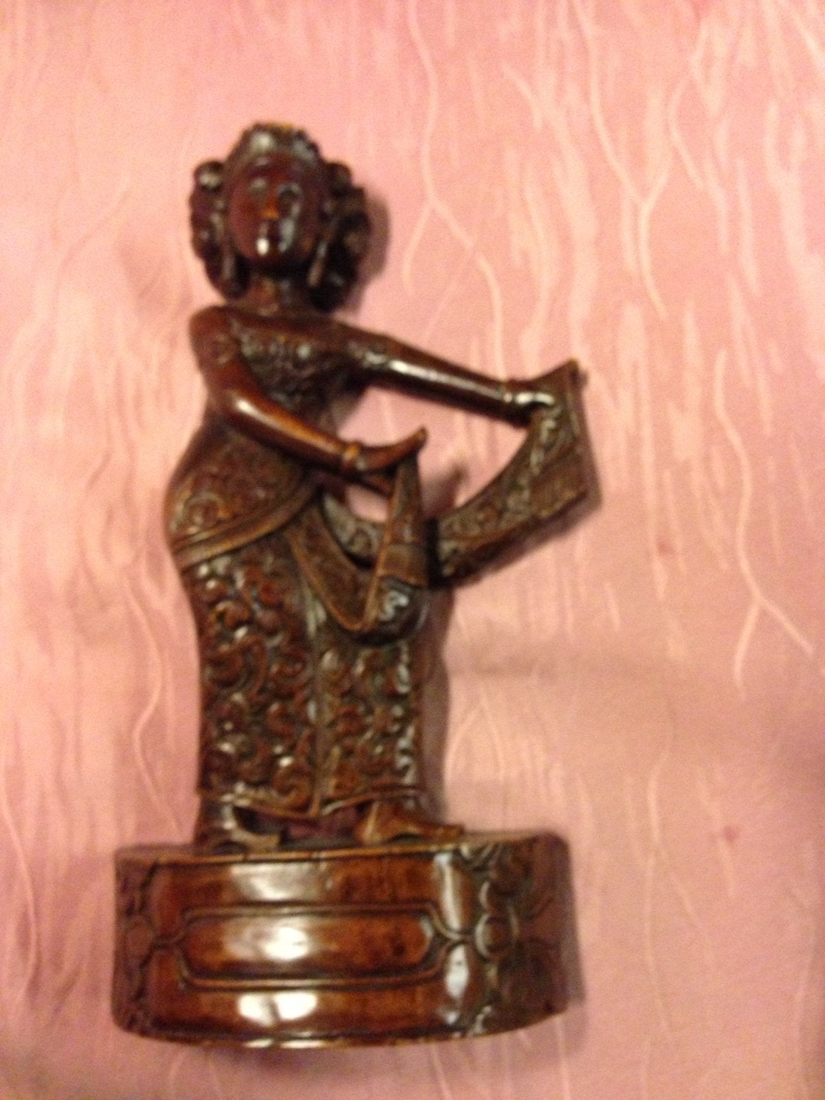 Houten Balinese Danseres Beeld - Handgesneden, Antiek en Kunst, Kunst | Beelden en Houtsnijwerken, Ophalen of Verzenden, Handgemaakt