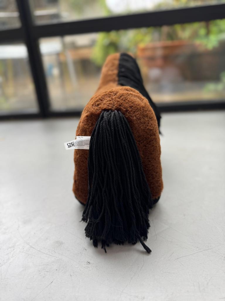 Bruine crafty ponies, Ophalen of Verzenden, Zo goed als nieuw