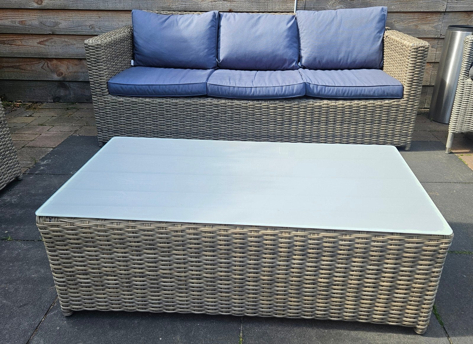 Complete Wicker Loungeset met Kussens en Salontafel, Ophalen, 5 zitplaatsen, Gebruikt, Bank