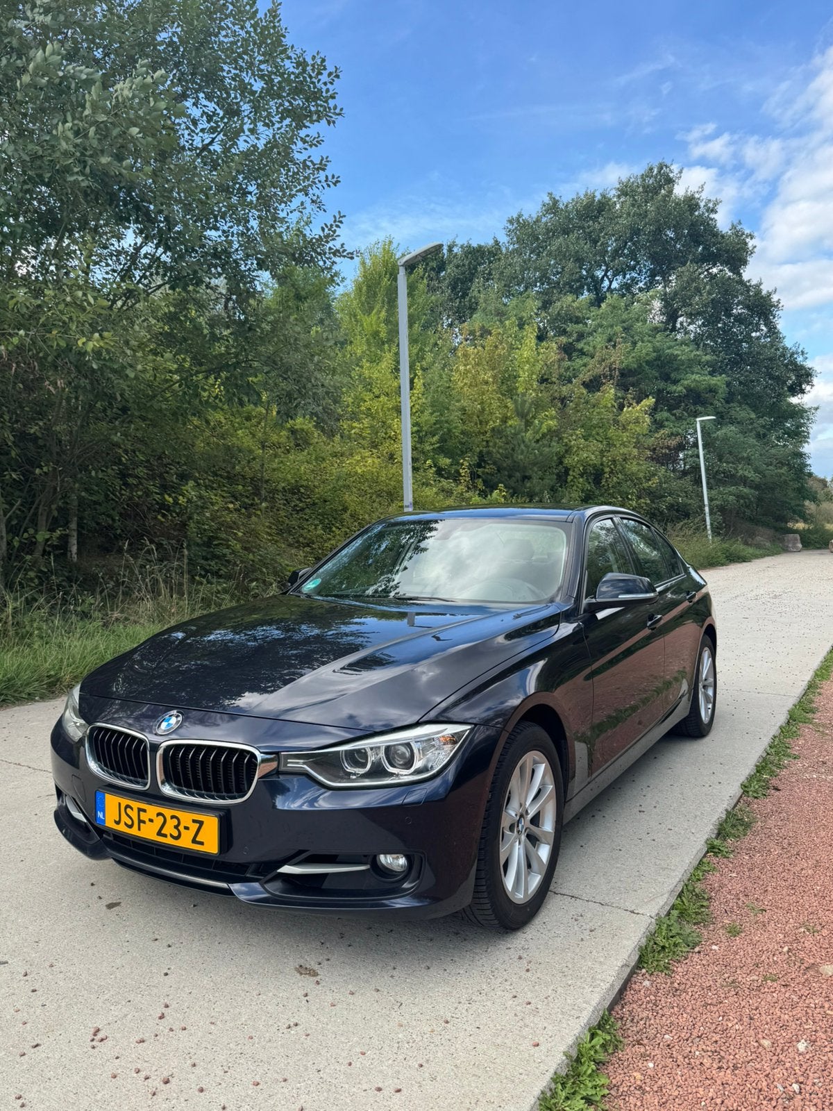 BMW 320i 3 Serie f30 184pk, Achterwielaandrijving, 4 cilinders, Blauw, Leder