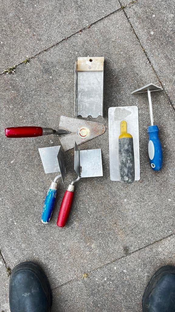 Diverse set met pleister- en voegspatels, Ophalen, Gebruikt