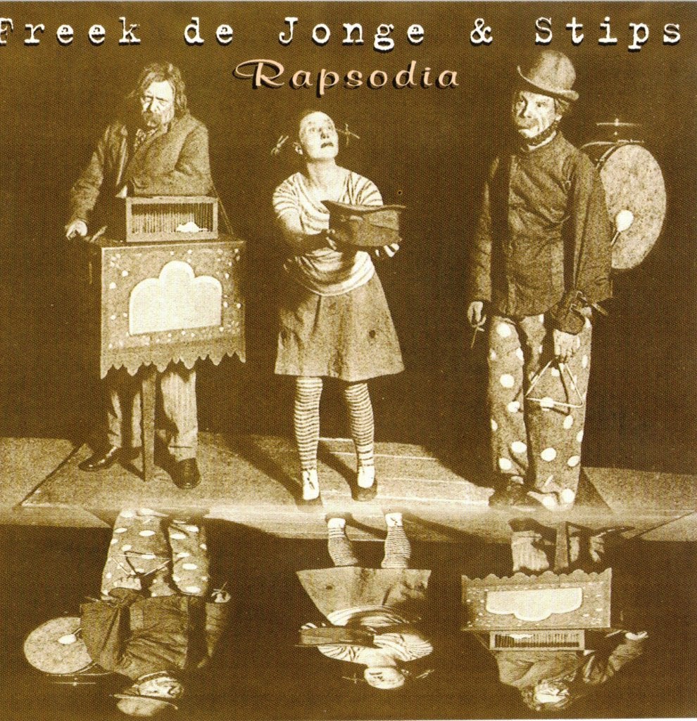 Freek de Jonge & Stips – Rapsodia (2CD met Bonus CD) – 1998, Gebruikt, Cabaret of Kleinkunst, Inclusief doosje, Ophalen of Verzenden