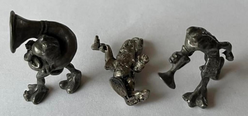 3 tinnen  figuurtjes 2 kikkers en. 1 kabouter, Verzenden, Zo goed als nieuw, Dier