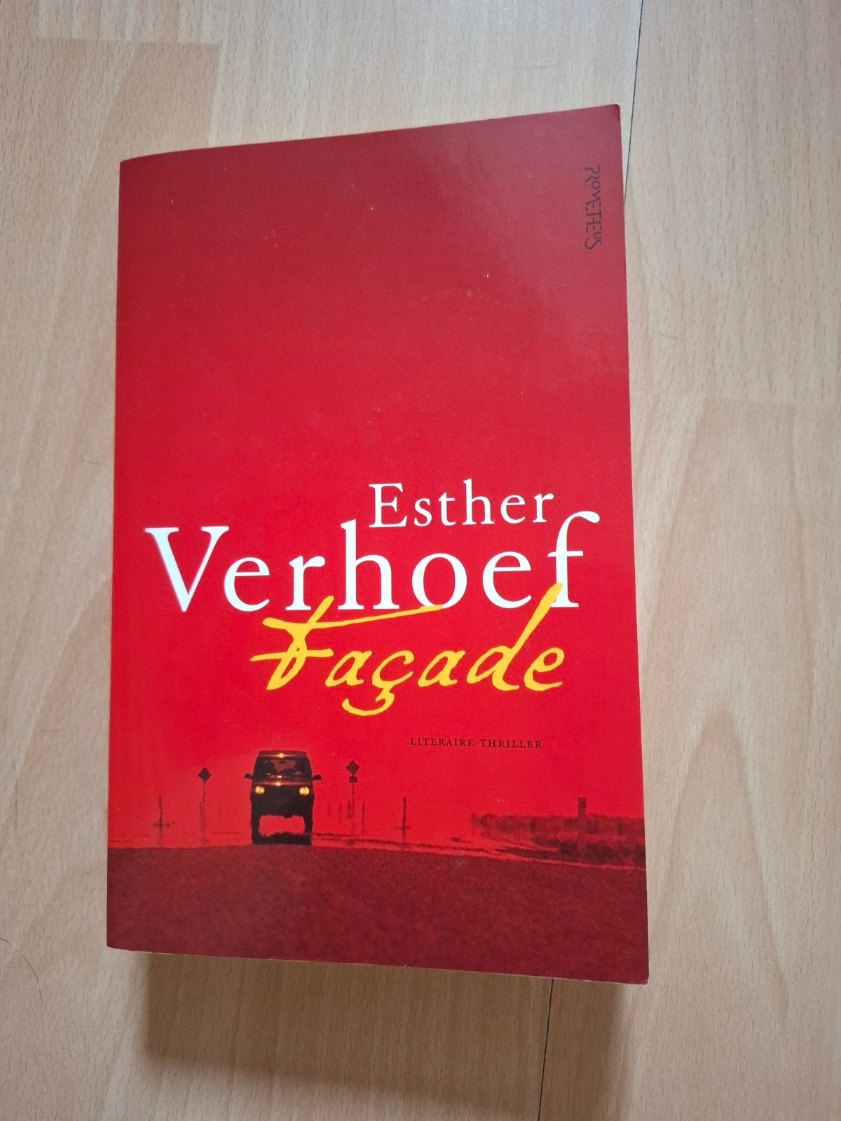 Esther Verhoef Facade, Ophalen of Verzenden, Zo goed als nieuw