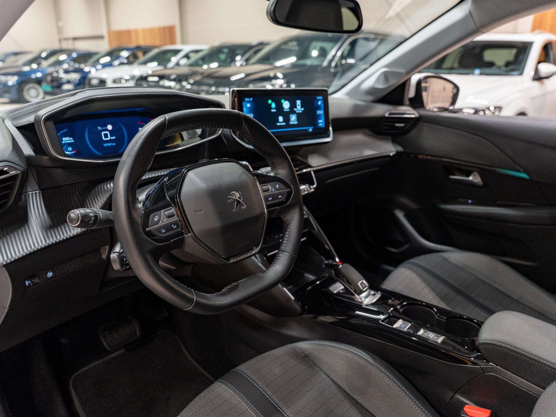 Peugeot 208 1.2 AUT PureTech Blue Allure, Apple Carplay, Vir, Auto's, Gebruikt, Parkeersensor, Origineel Nederlands, 3 cilinders