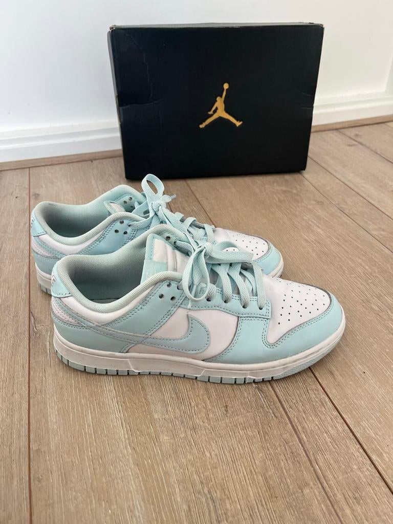 Nike Dunks Lichtblauw Dames Maat 40,5 - Gedragen, Kleding | Dames, Schoenen, Ophalen of Verzenden, Gedragen, Blauw, Sneakers of Gympen