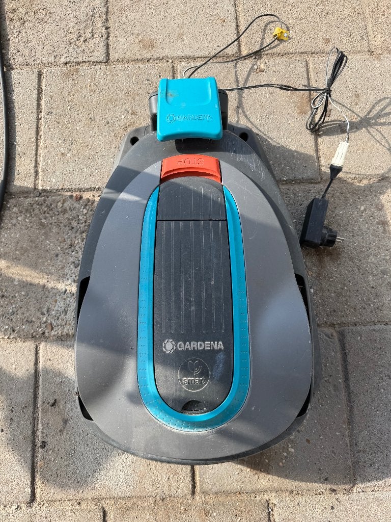 Gardena Smart SILENO City 250 Robotmaaier, Ophalen, Gebruikt, Gardena, Met regensensor