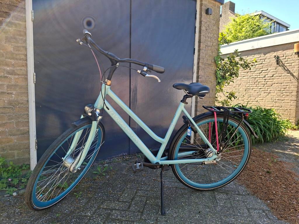 Batavus Dinsdag 53cm met nieuw slot, vering en naafdynamo, Fietsen en Brommers, Fietsen | Dames | Damesfietsen, Ophalen, Versnellingen