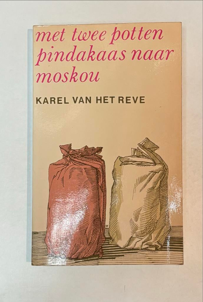 Met Twee Potten Pindakaas Naar Moskou - Karel van het Reve, Ophalen of Verzenden, Gelezen, Nederland