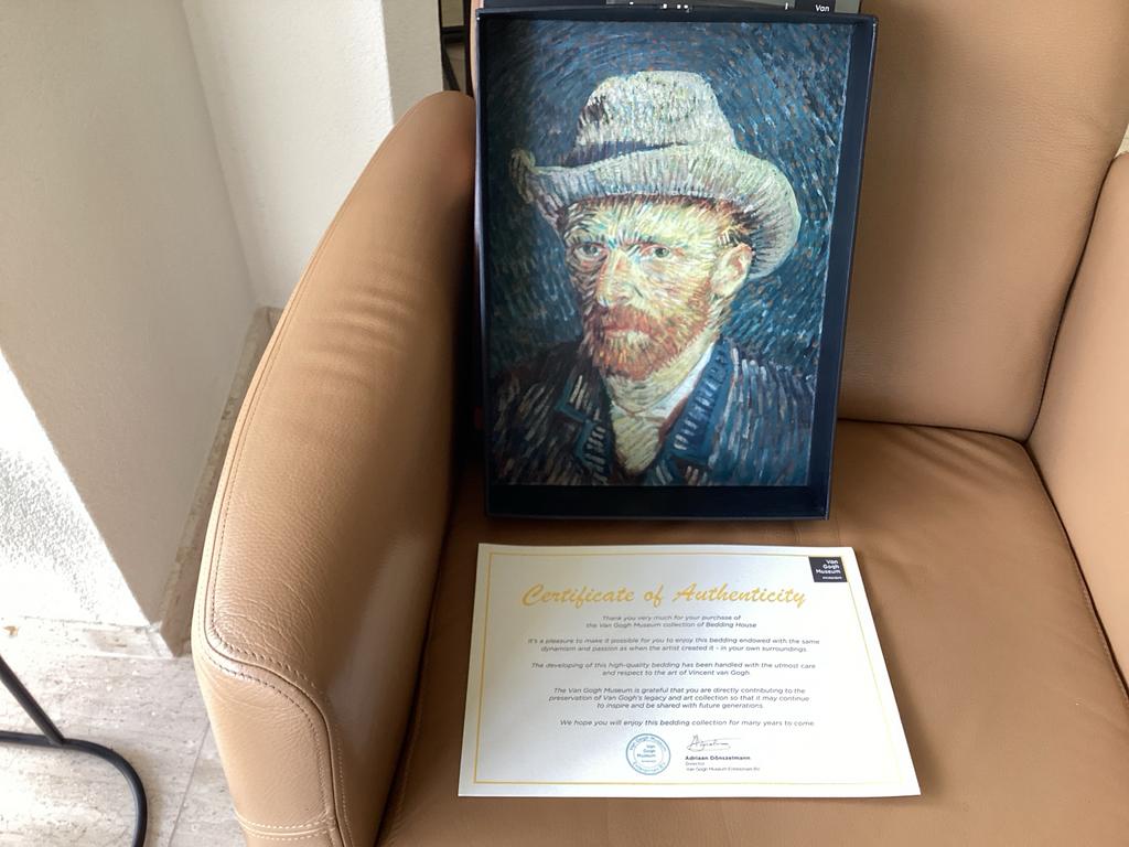 Van Gogh Museum Dekbeddoos met Portret van Vincent, Ophalen of Verzenden, Zo goed als nieuw
