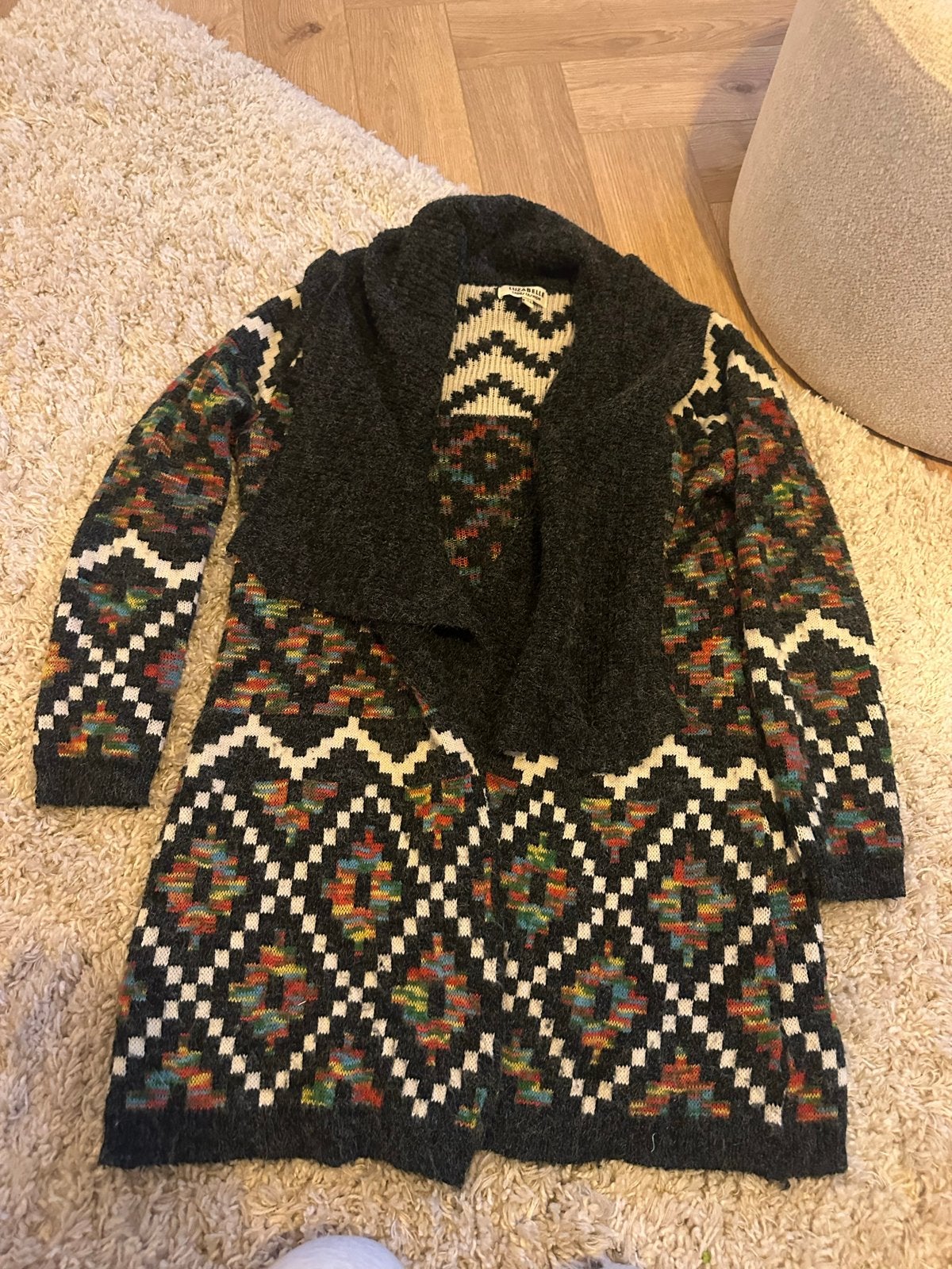 Luzabelle Aztec vest S/M - Warm, fijn gebreid, meerkleurig, Kleding | Dames, Ophalen of Verzenden, Gedragen, Maat 36 (S), Meerkleurig
