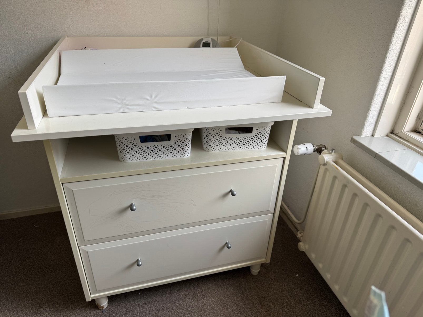 Commode kast wit, Kinderen en Baby's, Kinderkamer | Commodes en Kasten, Gebruikt, 50 tot 70 cm, Ophalen of Verzenden, 100 cm of meer