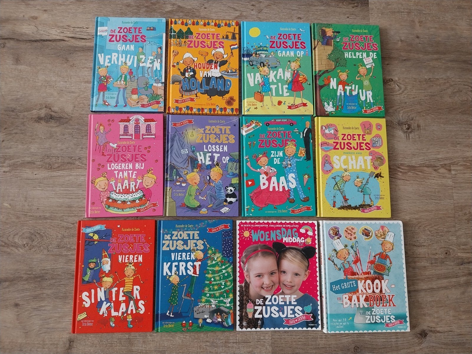12 Delige Set   **  De Zoete Zusjes.  **   Hanneke de Zoete, Ophalen of Verzenden, Zo goed als nieuw, Fictie algemeen