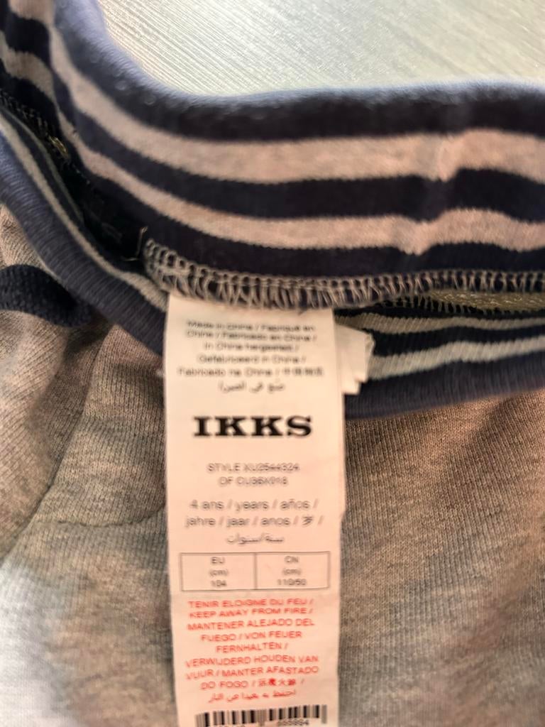 IKKS korte broek maat 104, Ophalen of Verzenden, Zo goed als nieuw, Jongen, Broek
