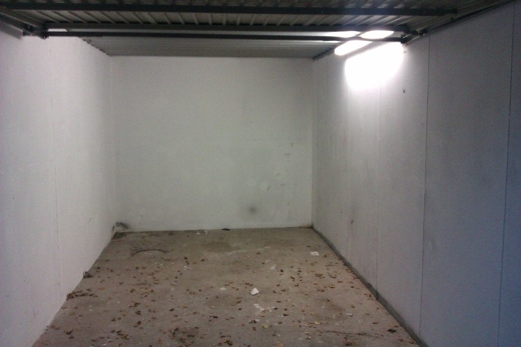 garage / opslag / garagebox met stroom Meerhoutstraat Breda