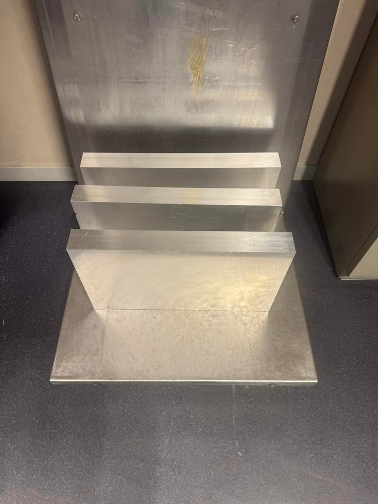 Aluminium blok / plaat, Doe-het-zelf en Verbouw, Metalen, Ophalen of Verzenden, Zo goed als nieuw, Aluminium