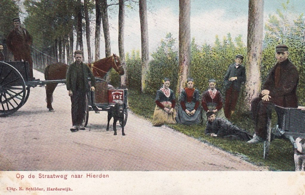 748L Hierden, Straatweg, hondenkar, Verzamelen, Ophalen of Verzenden, Voor 1920, Gelopen, Gelderland