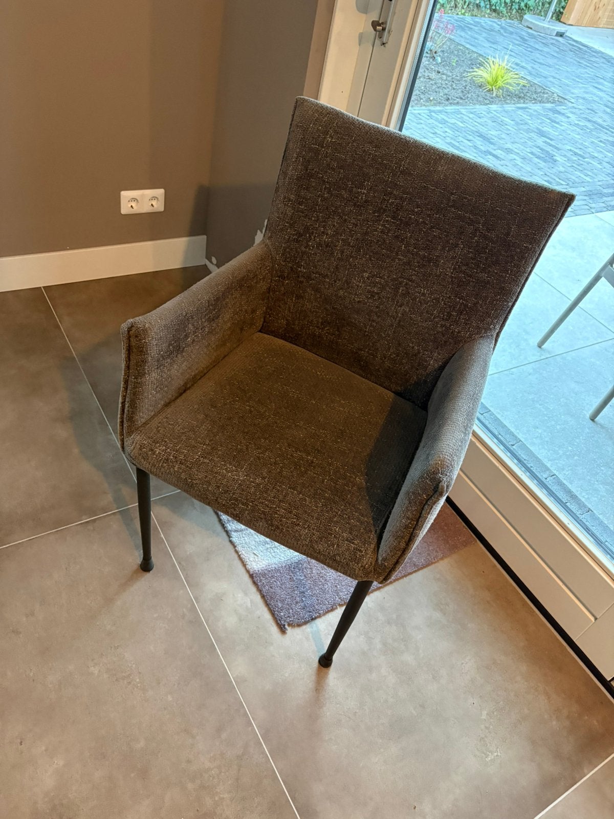 4 eetkamerstoelen Leenbakker ‘Teun’ in Taupe, nette staat, Ophalen, Overige kleuren, Zo goed als nieuw, Metaal