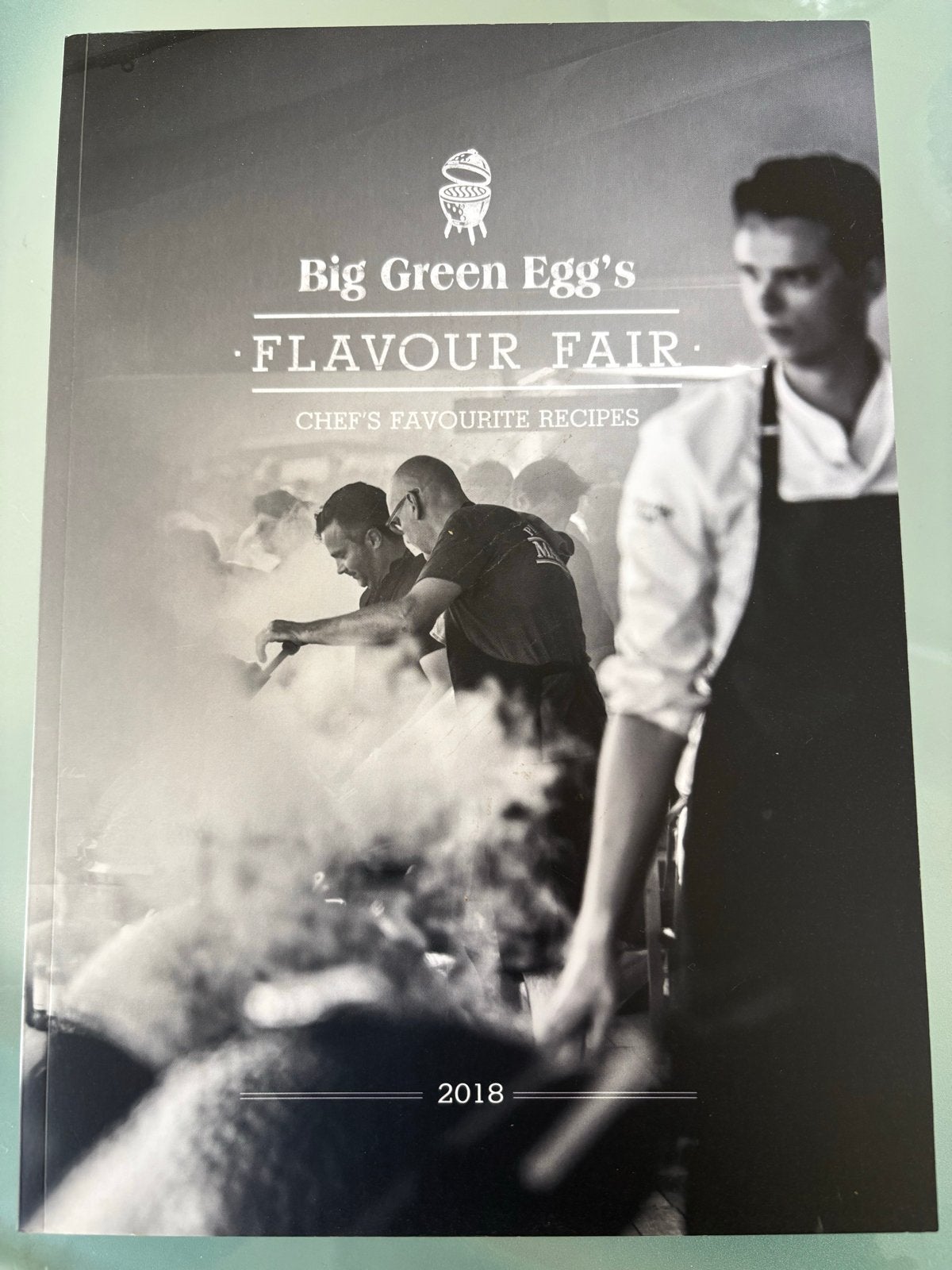 Kookboek voor Big Green Egg: Flavour Fair 2018, Ophalen of Verzenden, Zo goed als nieuw, Overige gebieden, Voorgerechten en Soepen