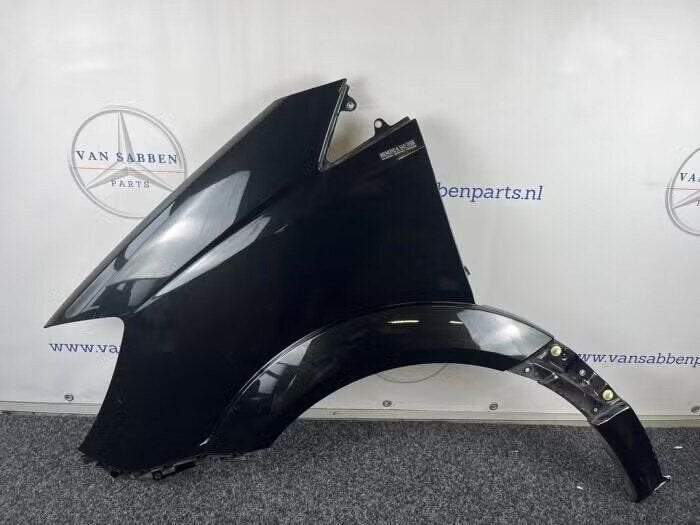 Scherm links-voor van een Mercedes Sprinter (040), Auto-onderdelen, Carrosserie en Plaatwerk, Spatbord, Gebruikt, Ophalen of Verzenden