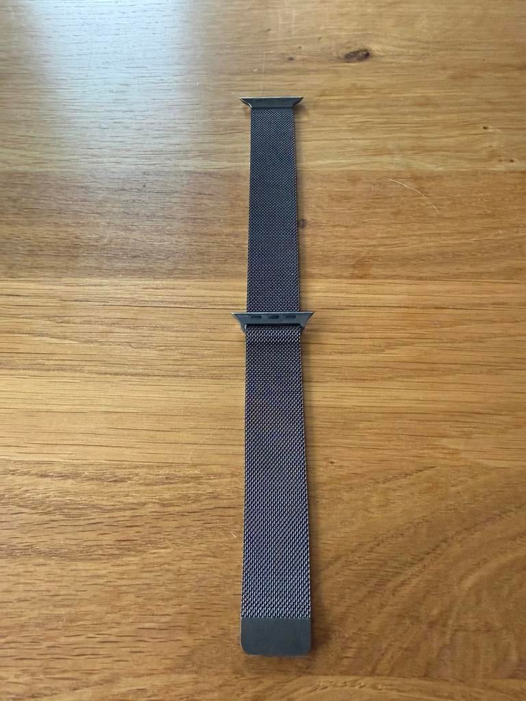 Milanees bandje 44mm Apple watch, Ophalen of Verzenden, Zo goed als nieuw, Grijs, IOS