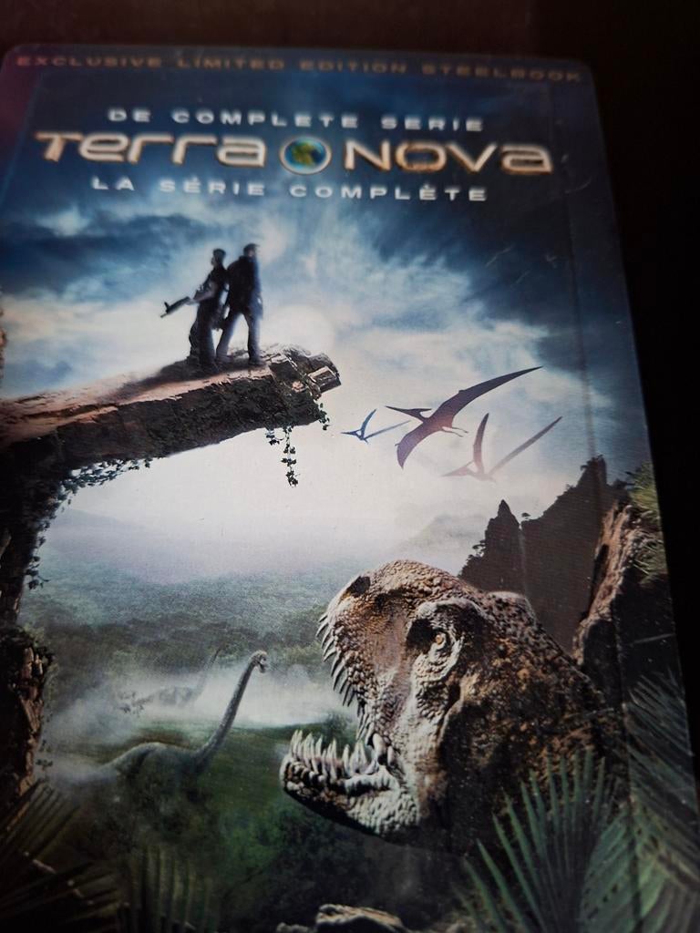 Terra Nova - De Complete Serie (Limited Edition Steelbook), Boxset, Science Fiction en Fantasy, Ophalen of Verzenden, Zo goed als nieuw