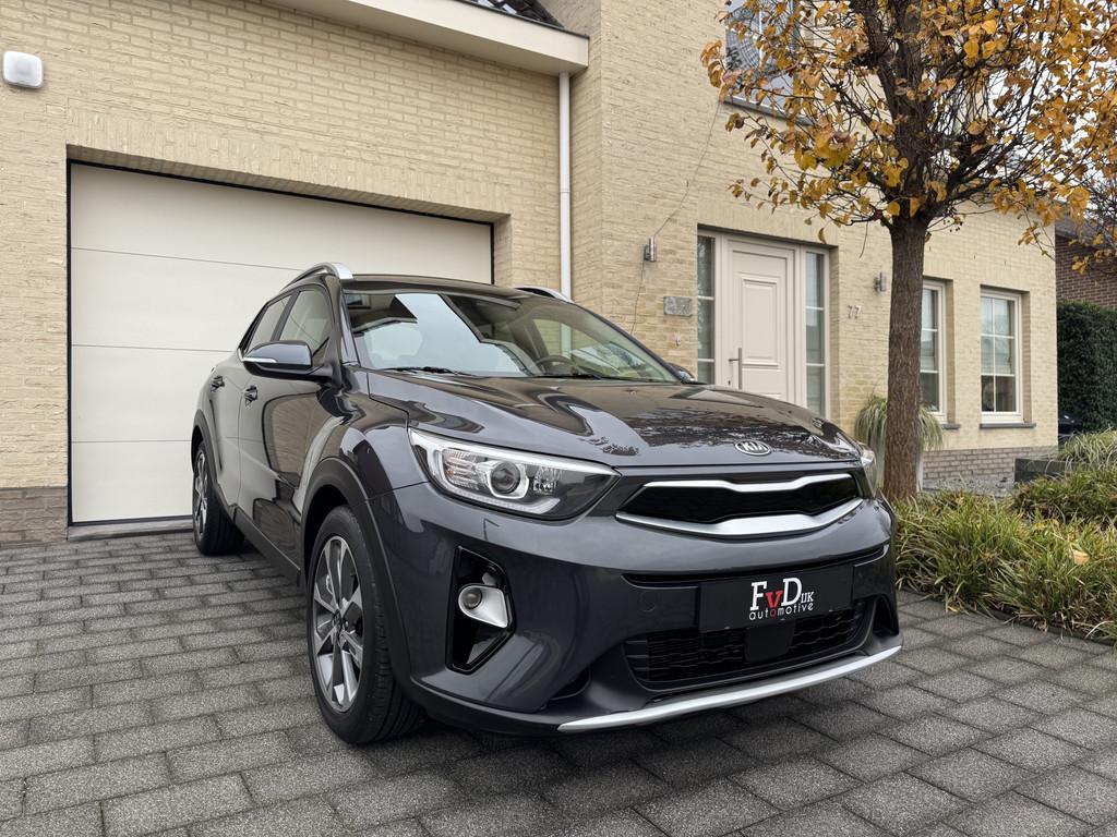 Kia Stonic 1.0 T-GDi 100pk DynamicLine Navi Camera Carplay D, Voorwielaandrijving, Stof, Gebruikt, Zwart