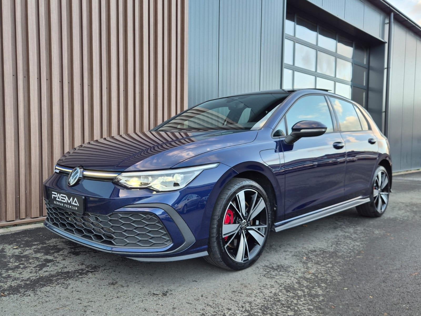 Volkswagen Golf 1.4 eHybrid GTE 245pk | BTW | Pano | Trekhaa, Auto's, 4 cilinders, Blauw, Velours, Hatchback