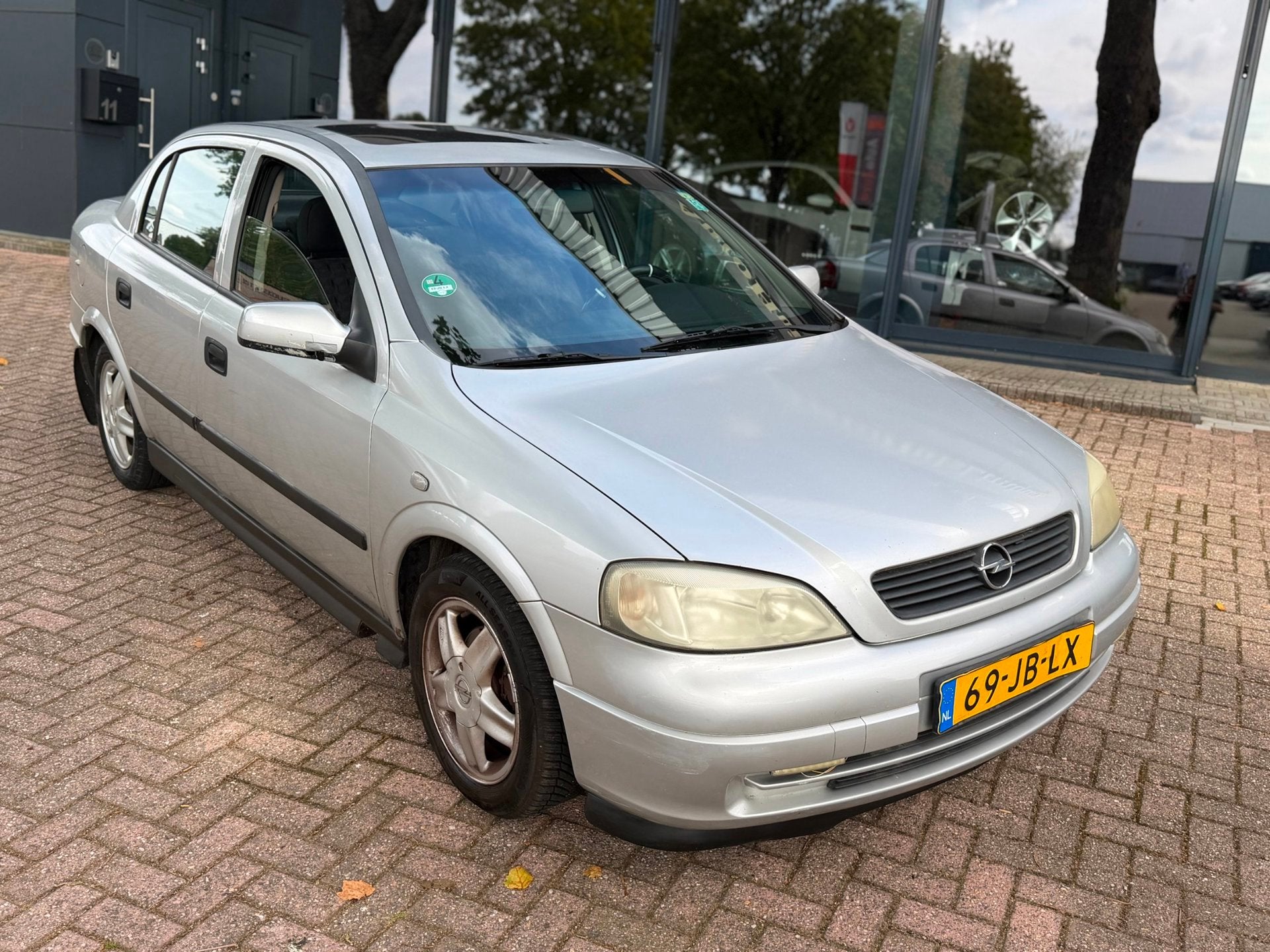 Opel Astra 1.6-16V Edition|Trekhaak|Fijne betrouwbare auto!, Auto's, Voorwielaandrijving, Gebruikt, Zwart, 4 cilinders