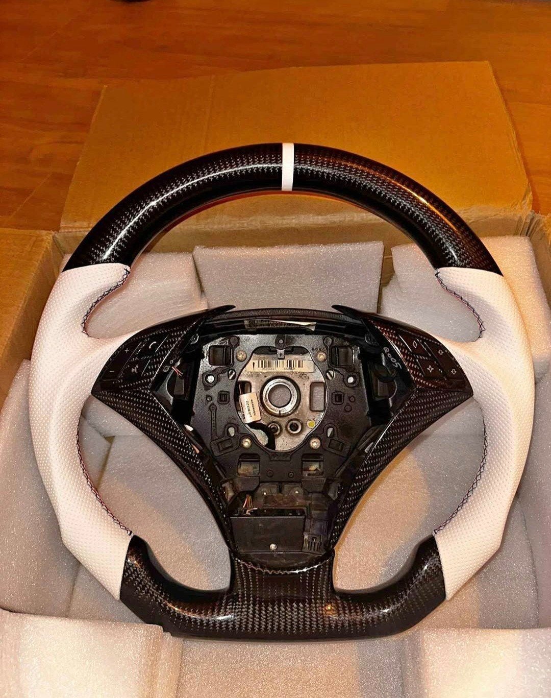 Sportstuur Carbon custom lci - BMW E91 E92 E93, Auto-onderdelen, Ophalen of Verzenden, Nieuw, BMW
