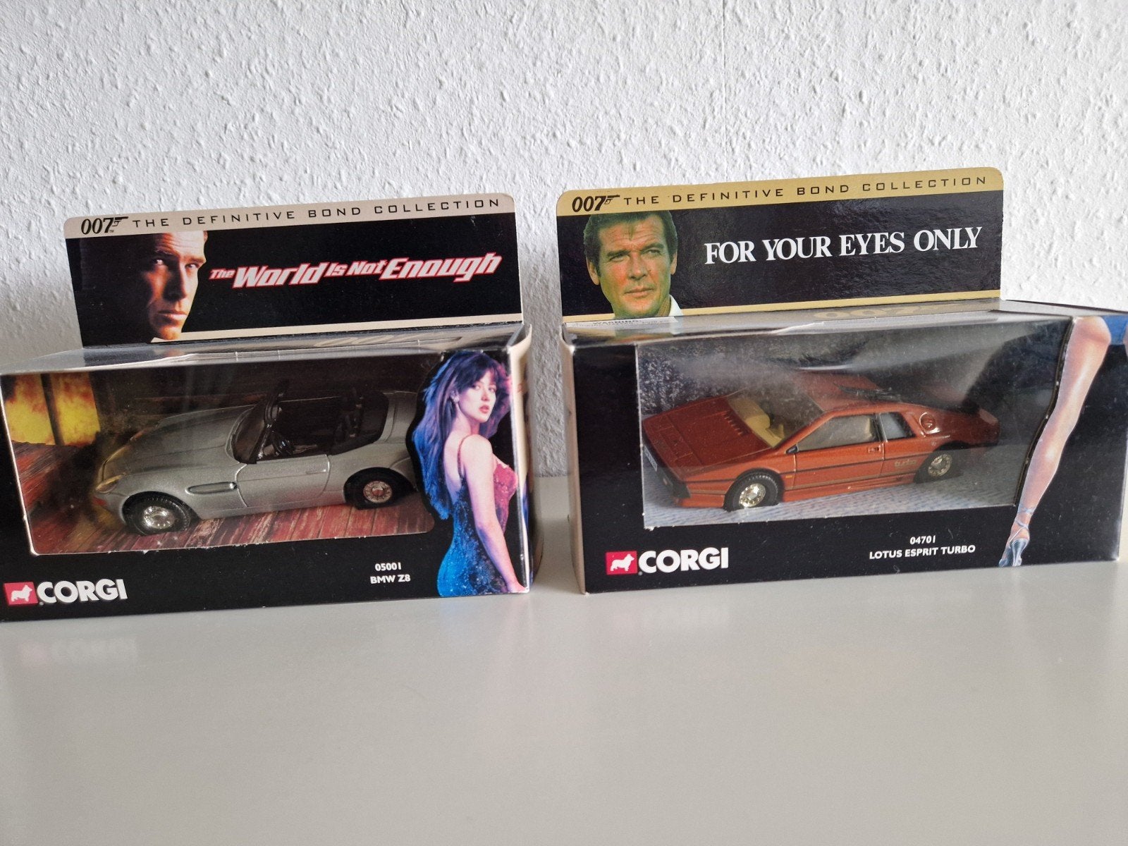Corgi James Bond  BMW Z8 en Lotus esprit Turbo €12.50  pst, Ophalen, Nieuw, Auto