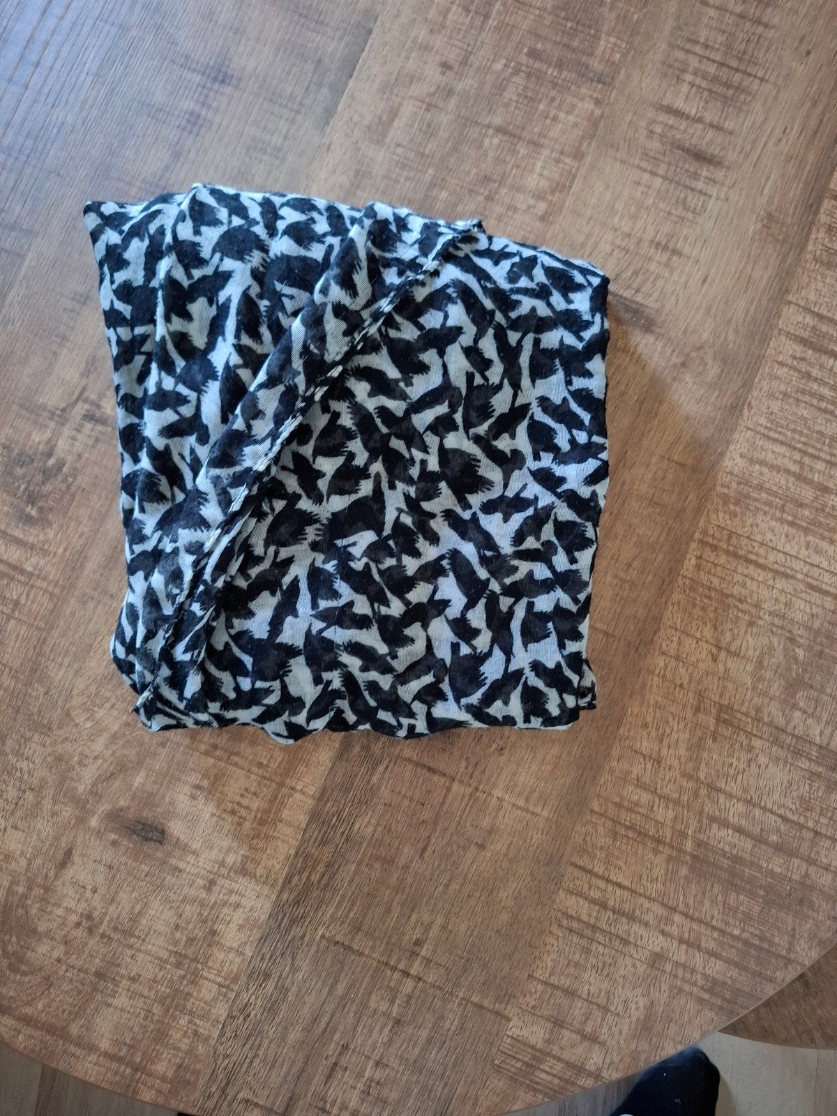 Sjaal, Ophalen, Zo goed als nieuw, Maat 46/48 (XL) of groter, Sjaal