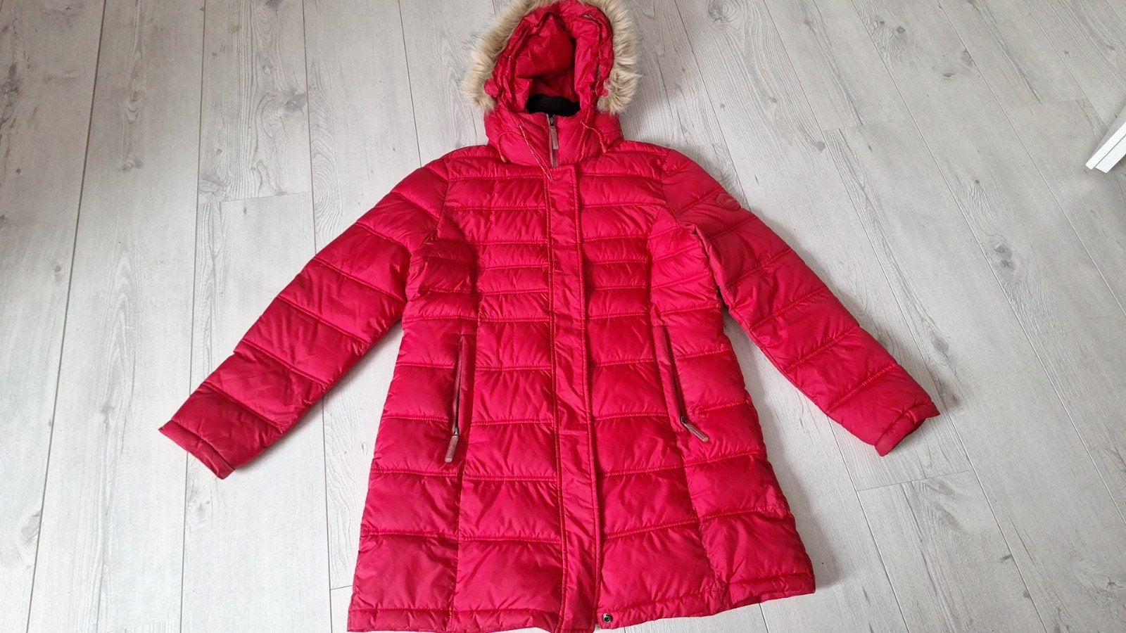 Superdry Original Fuji winterjas rood maat 44, Superdry, Maat 42/44 (L), Ophalen of Verzenden, Zo goed als nieuw