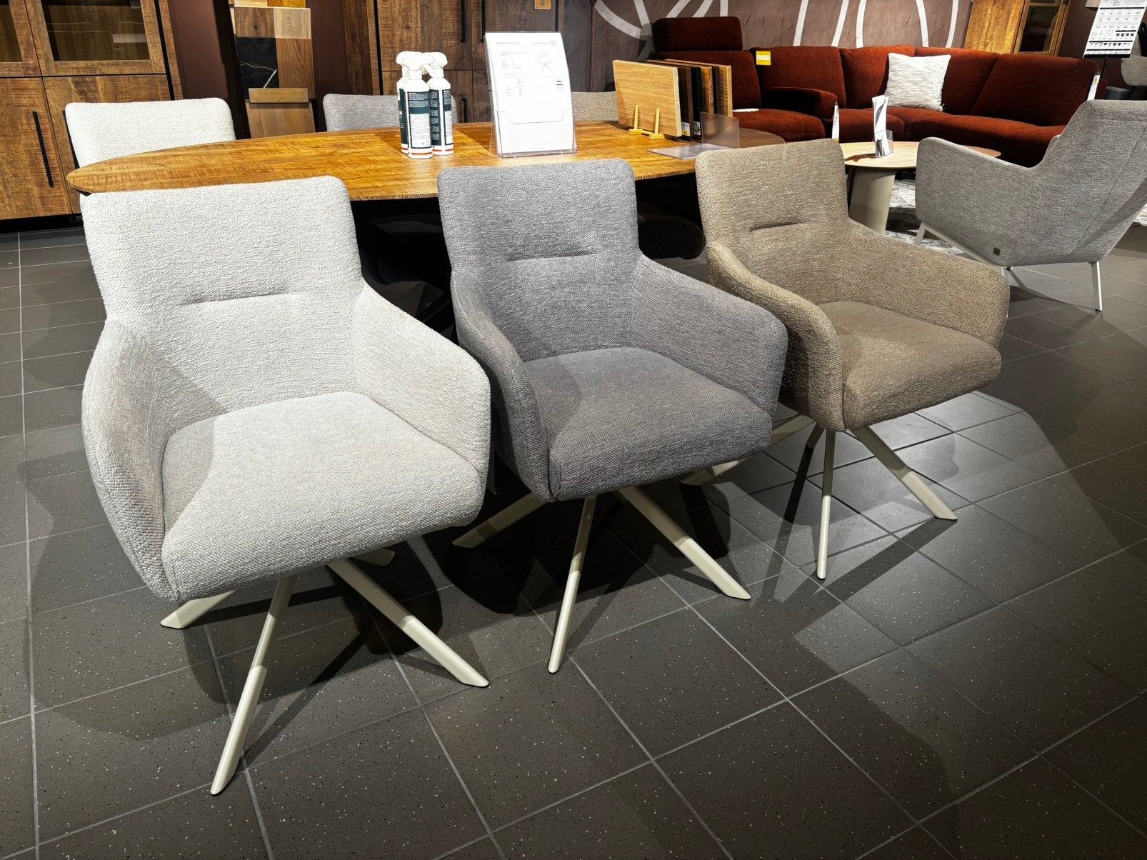 Set van 6 eetkamerstoelen Jule, Ophalen, Overige kleuren, Zo goed als nieuw, Stof